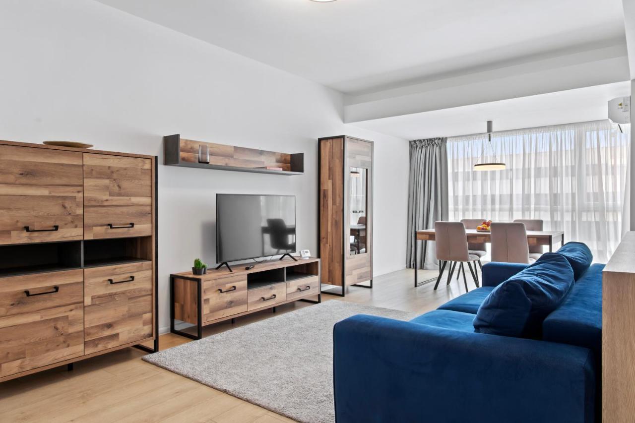 Atria Urban Gateway, 2br + Pool Apartment *