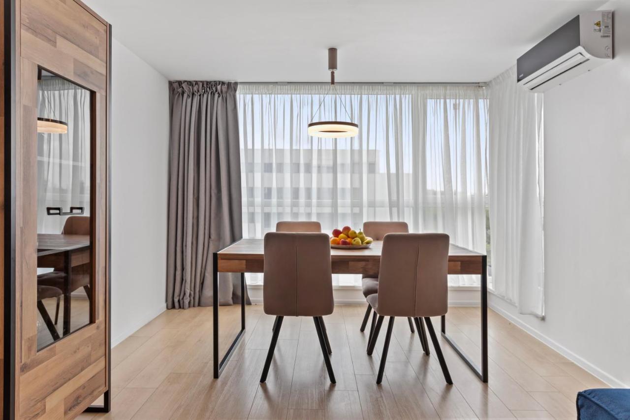 Apartament Atria Urban Gateway, 2br + Pool *