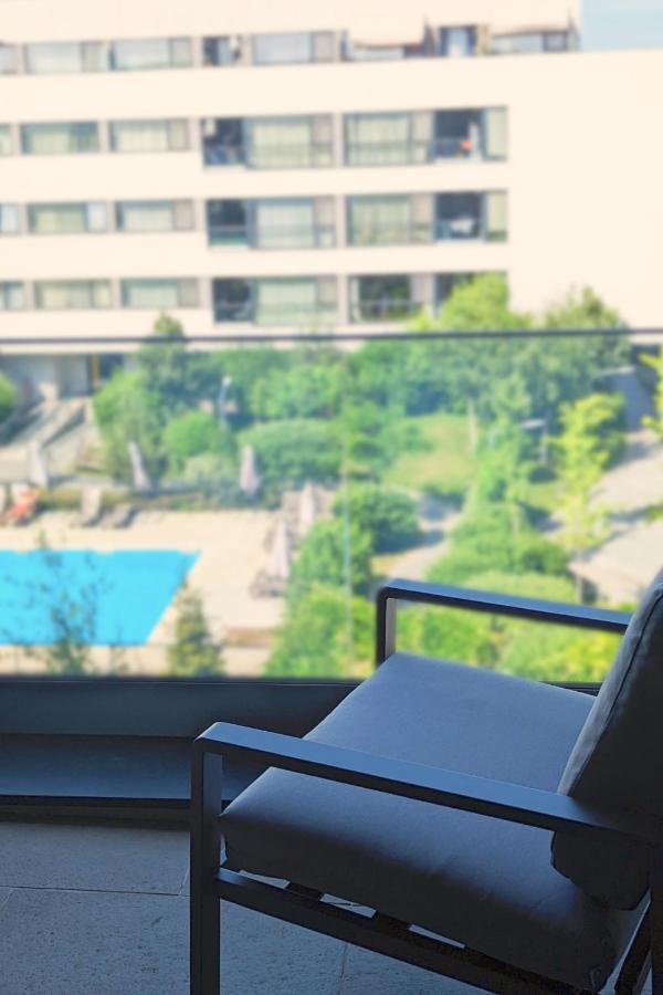 Apartament Atria Urban Gateway, 2br + Pool Bucureşti